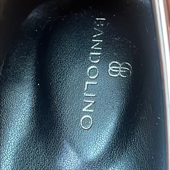 Bandolino Silver Flats with Tassels and Black Sole 8M - Picture 6 of 9